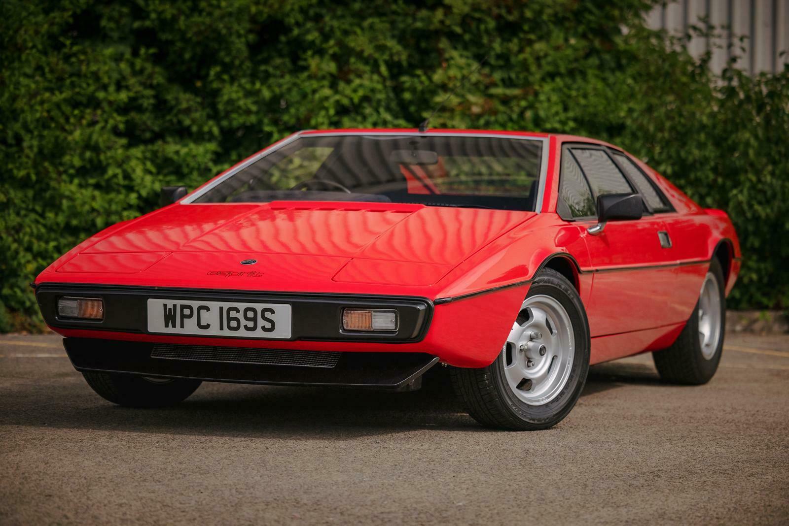 Lotus Project | The Worlds Largest Lotus Esprit S1 Database | Over 